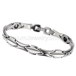 8 Inch Titanium Armband
