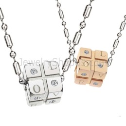 Titaniumzilver En Roségouden Dobbelsteenhangers Met Strass-Steentjes En Gratis Kettingen C309