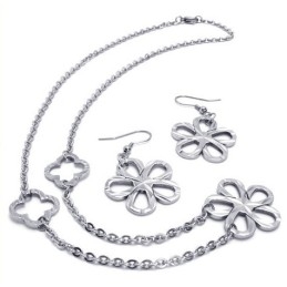 Prachtig Ontwerp, Kleur, Briljantie, Uitstekende Kwaliteit, Titanium Sieradenset Inclusief Ketting, Hanger En Oorbel