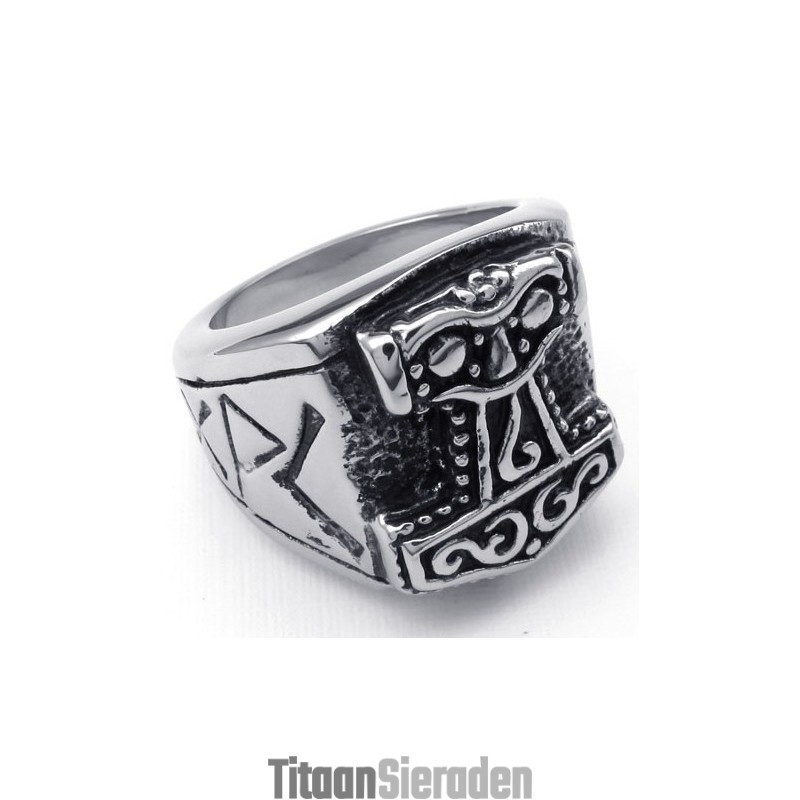 Aantrekkelijk Ontwerp, Delicate Kleuren, Superieure Kwaliteit Titanium Ring Aantrekkelijk Ontwerp, Delicate Kleuren, Superieure Kwaliteit Titanium Ring